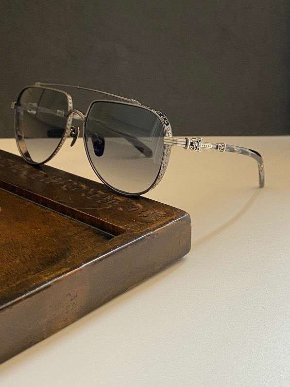 Picture of Chrome Hearts Sunglasses _SKUfw46735551fw